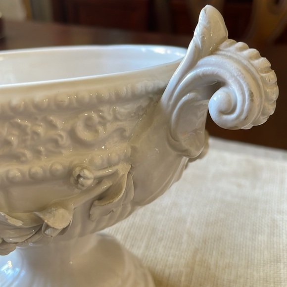 VTG Imperial Italy White Fiori Bianca style lidded footed candy dish compote - Picture 5 of 10